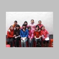 016-Lucy n her girls.JPG